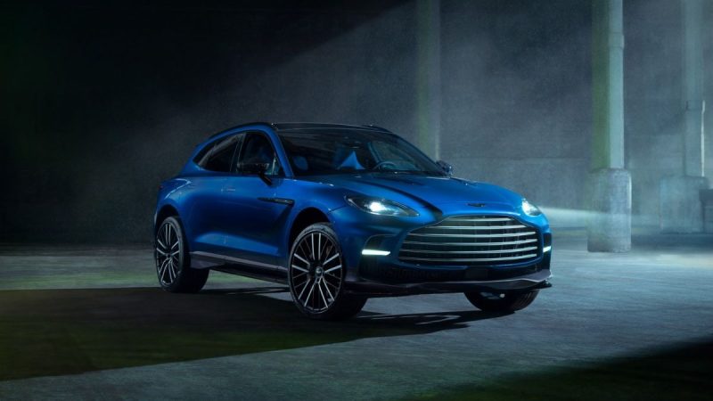 Суперкар у формі кросовера від Aston Martin