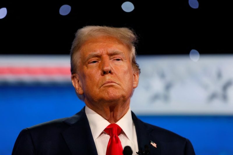 Трамп висловив сподівання на мирне вирішення конфлікту між Росією та Україною