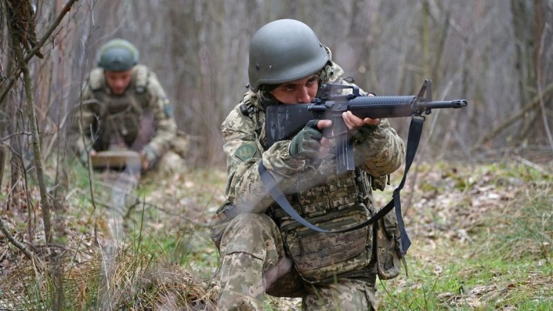 Ворог атакує на чотирьох основних напрямках