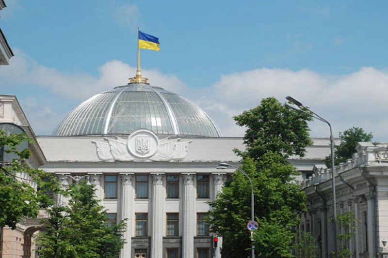 Комітет Ради схвалив президентський законопроєкт про НАБУ і САП