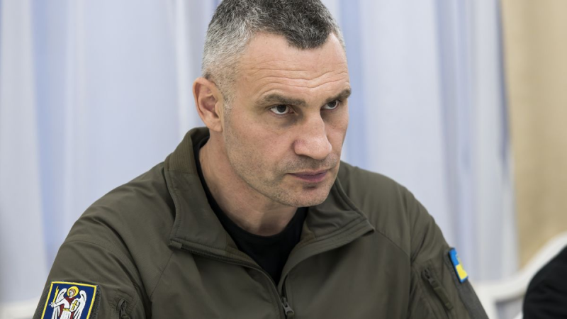 ОП не може зібрати достатню кількість підписів за відставку Кличка