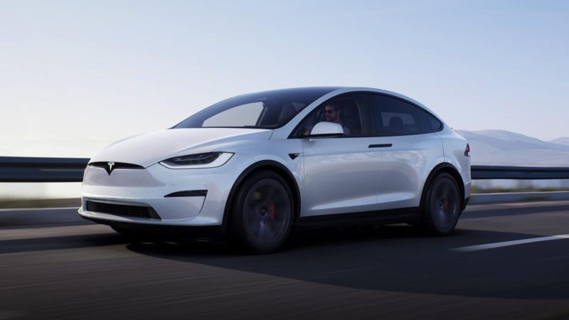 Що буде, якщо повністю розрядити Tesla