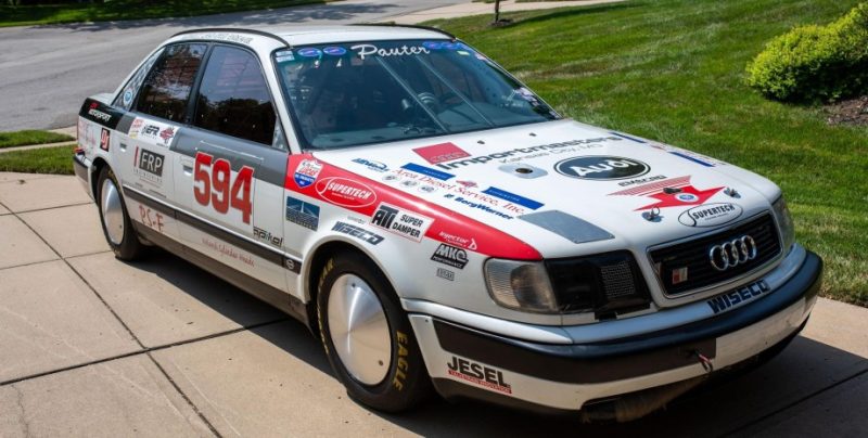 Audi 100 S4: легендарний седан, що обігнав Bugatti, виставили на продаж