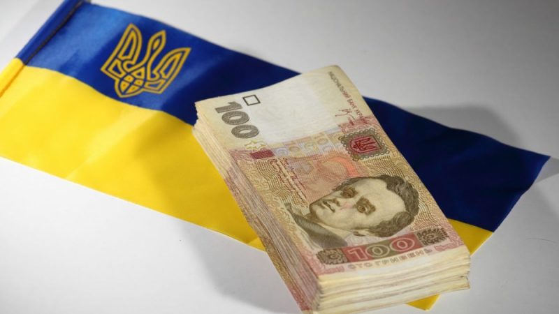 Борги українців за комунальні послуги перевищили 100 мільярдів гривень