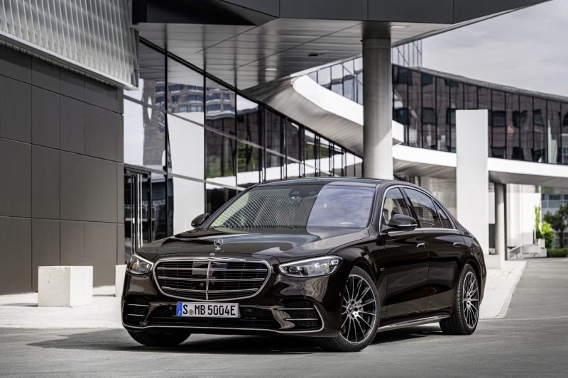 Mercedes-Benz повністю вийшов із акціонерів Nissan
