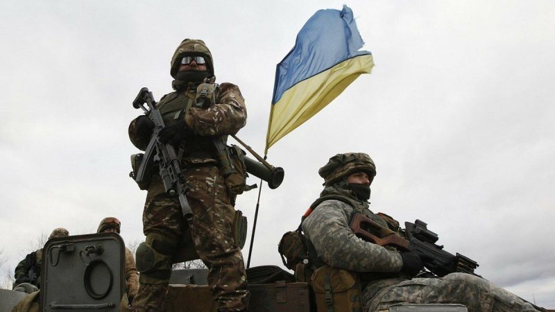 На Донеччині ЗСУ ведуть виснажливі бої проти переважаючих сил РФ