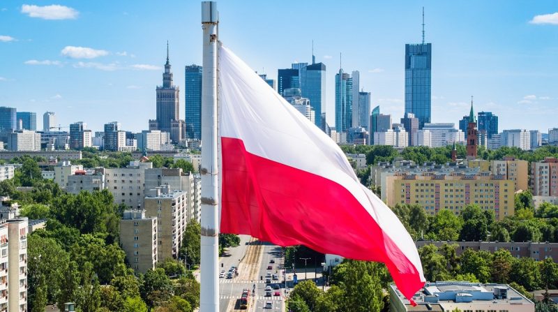 Варшава обговорила з Києвом врегулювання правового статусу українців