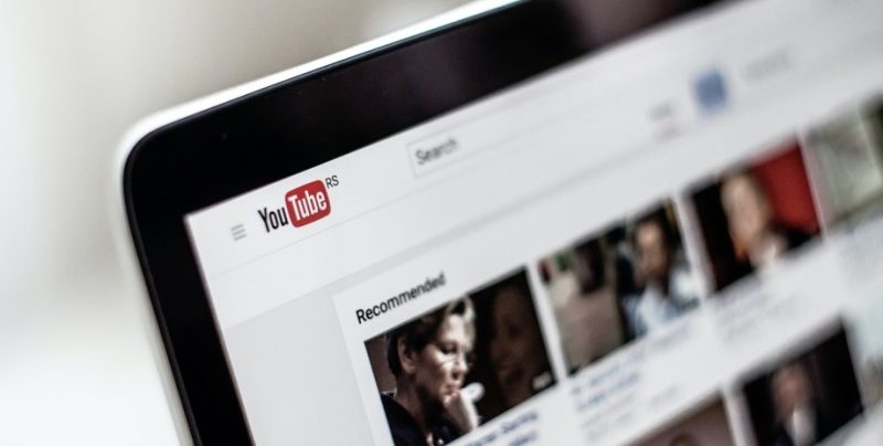 Google запускає експеримент з штучним інтелектом у YouTube Music